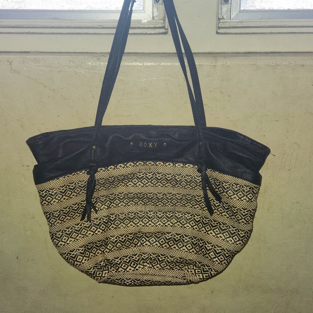 Roxy purse